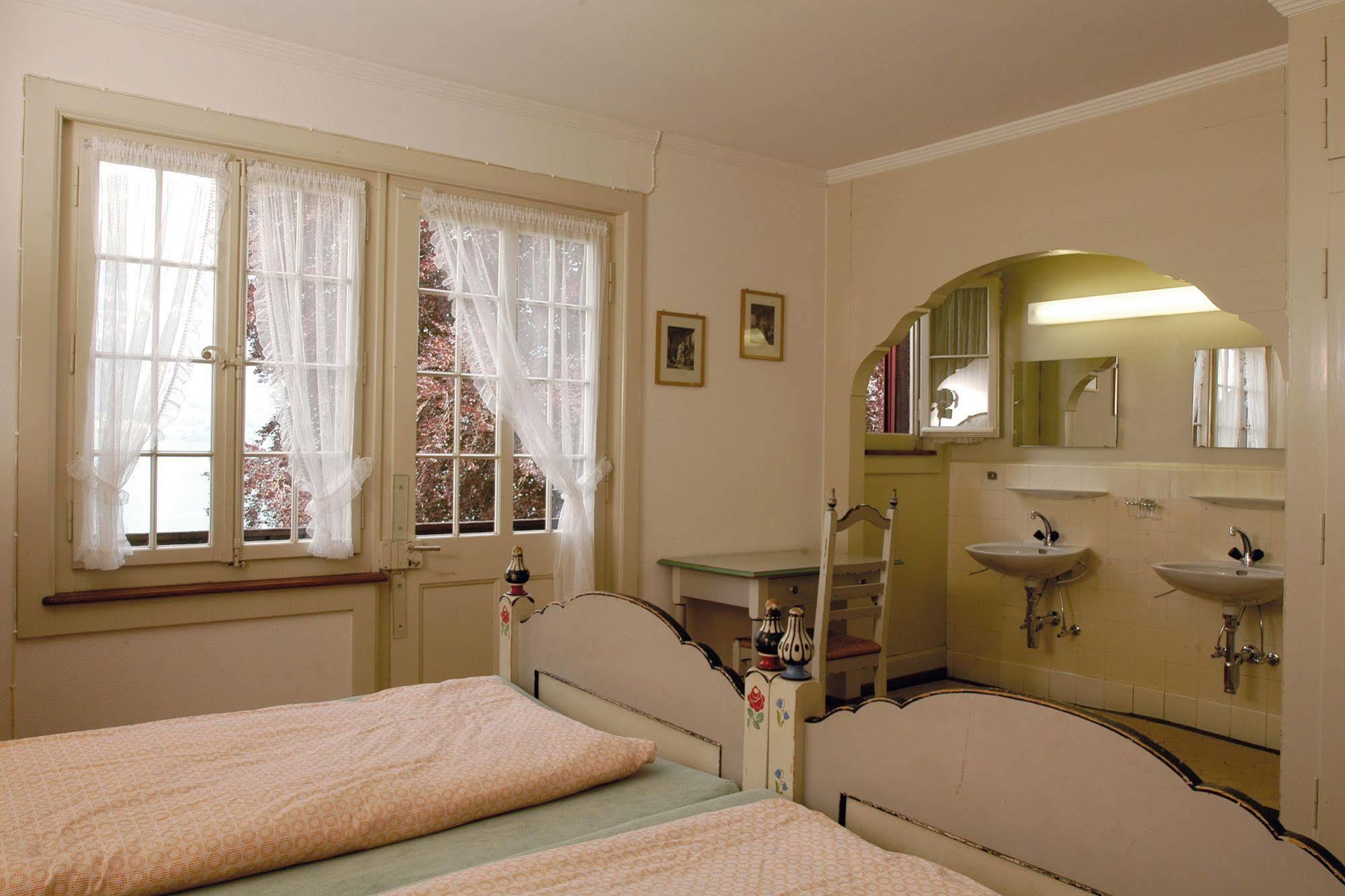 Leissigen Youth Hostel Экстерьер фото